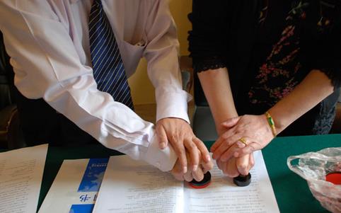 ُ����ͬ��Ҫ���]��Щ����? ��ӆُ����ͬ��Ҫע����Щ���}��