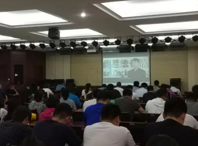 ��͢��������͢���������������к����|·�k��̎�I(l��ng)��(d��o)�ɲ��շ�֪�R�v��