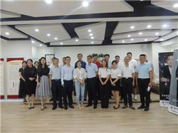 ��͢������͢���ɷ��ռ��F���ǻ۹��� �����o������������I��ɳ����ԣ��������^�A�M�e��