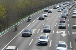 ��͢�f������Щ܇�v�����������Mͨ�У�Ħ��܇Ҳ���Ԇ���